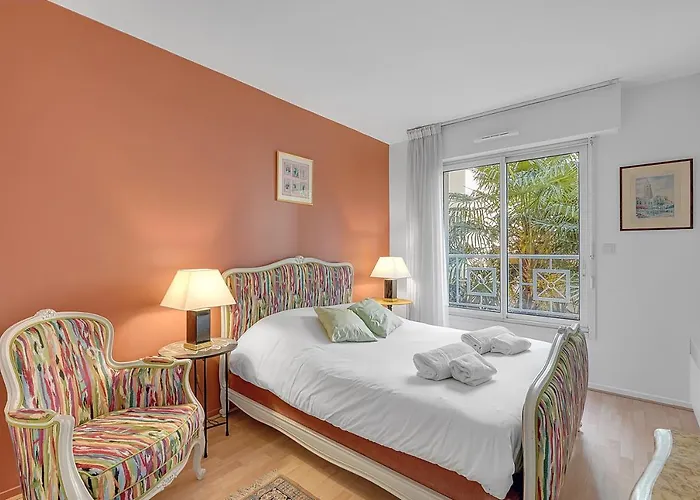 Les Jardins De L'olympe - Lumineux De 137m2 アパート